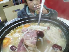 驴肉汤锅-保府味道金饼驴肉(橄榄郡店)