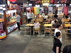 -八一路好吃街(雨田商务大厦店)