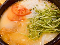 蒙自过桥米线-麦麦山云南菜(复地活力城店)