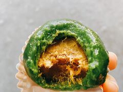 蛋黄肉松青团-三凤酒家·百年无锡菜(清扬茂业店)