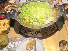 -吞鱼兽麻辣烤鱼(万达店)