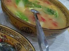 -乡土特色.冷锅鱼.牦牛肉汤锅