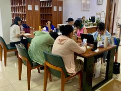 -上海市静安区图书馆(新闸路馆)