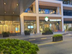 -星巴克臻选(深圳前海嘉里中心店)