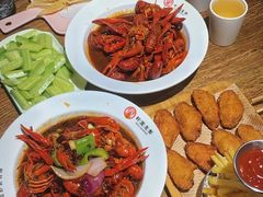 -叶派龙虾•招牌香辣蟹·海鲜(中海国际店)