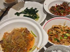 -国味壹号·精品湘菜·宴请佳选(新天地店)