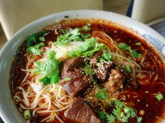 -丁丁猫重庆小面(徐州路店)