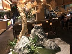 -蜜桃餐厅·伴山(湖滨商业街店)