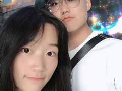 -七彩云南欢乐世界