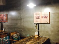 -HIGH FIVE哈福手工汉堡(桂林路店)