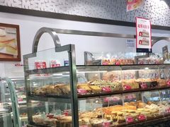 面包甜点陈列柜-味多美(上南路店)
