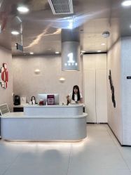 -I+造型烫发染发