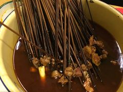 -拈签一笑黄牛肉辣卤串串