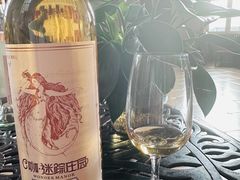 -龙谕酒庄