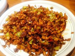 -云海肴·汽锅鸡·云南菜(天山百盛优客店)