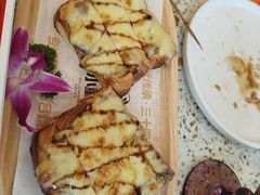 -小董哥烤串·爆汁大油边(故宫店)