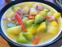 -隔壁老王·家常云南菜(花巷店)