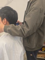 -蓝调造型·烫发·染发