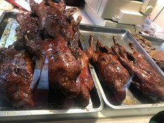 -王浩儿纪六孃甜皮鸭(乐山总店)