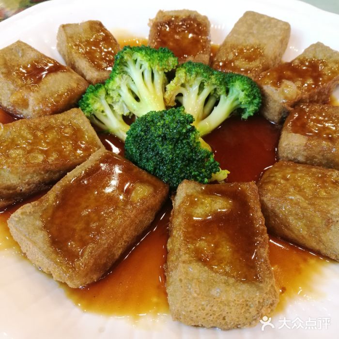 鲍汁黑豆腐