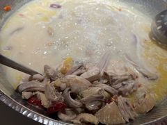 胡椒豬肚雞(大煲)-古膳记猪肚鸡.生蚝鸡(拱北店)
