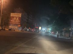 -深圳富苑皇冠假日套房酒店