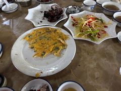 -黄记四更烤乳猪店
