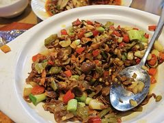 -严记小天府酸菜鱼(西四路店)