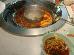 菌香鸳鸯锅-晓宇重庆火锅(赛格国际购物中心店)