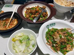 -绿草地·湘菜(悦方ID mall店)