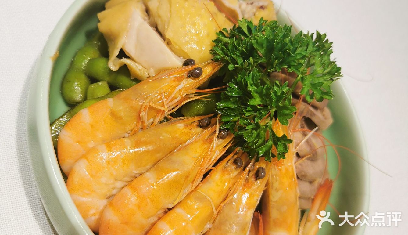 糟味拼盆上海人吃饭基本必点的，开胃菜