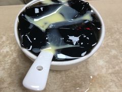 龟苓膏-瘦鬼老档糖水铺