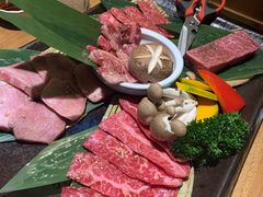 -炼火烤肉店