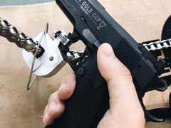 -都市枪神实弹射击俱乐部