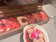 -左庭右院鲜牛肉火锅黑金店(陆家嘴中心店)