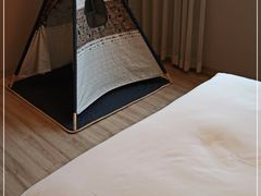 -西安大雁塔科技大学地铁站亚朵酒店