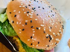 -麦当劳(展览路店)