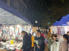-吴山路夜市