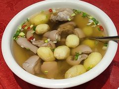 小土豆炖猪脚-外婆人家(软件园店)