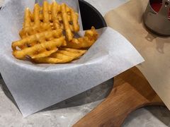 -必胜客(上海新南方商城PH店)