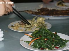 DSC06495-虹鳟鱼一条街