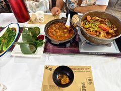 -刘姐啤酒鱼民族演艺餐厅(西街总店)