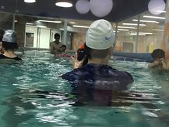 -乐游宝宝亲子游泳(徐汇中心)