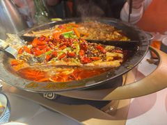 -鸣记脆皮烤鱼·海鲜烤鱼(三八广场店)
