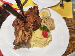 -申德勒加油站餐厅(三里屯北小街店)