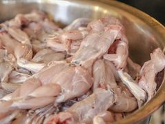 -鸿顺老铁锅美蛙鱼府(解放碑店)