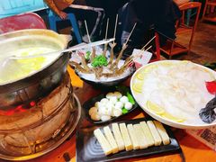 养颜花胶鸡-捞围鲜·港式打边炉(海阳路店)