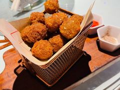 功夫干炸小丸子-悦融·京鲁菜·露台花园(安定门店)