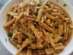 南山小笋-天乐农家鱼头王(天目湖店)