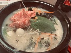 -灵芝妹子海鲜米线(香炉礁山姆店)